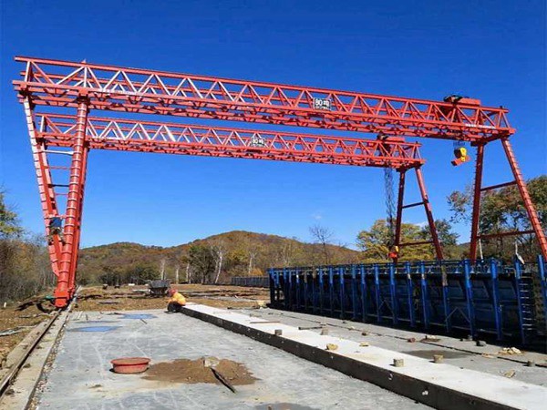 预制梁场提梁龙门吊损伤风险低 200t提梁机租赁